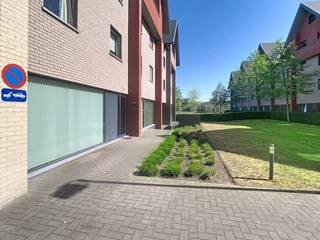 Ready-to-use office/multipurpose space for sale near the Bruges ring road Are you looking for a strategically located space or office for sale...