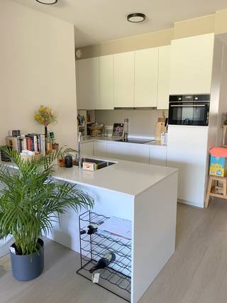 Assistentiewoning te huur gelegen op de site van het Institut Moderne, op wandelafstand van station Gent Sint-Pieters en nabij groot warenhuizen...