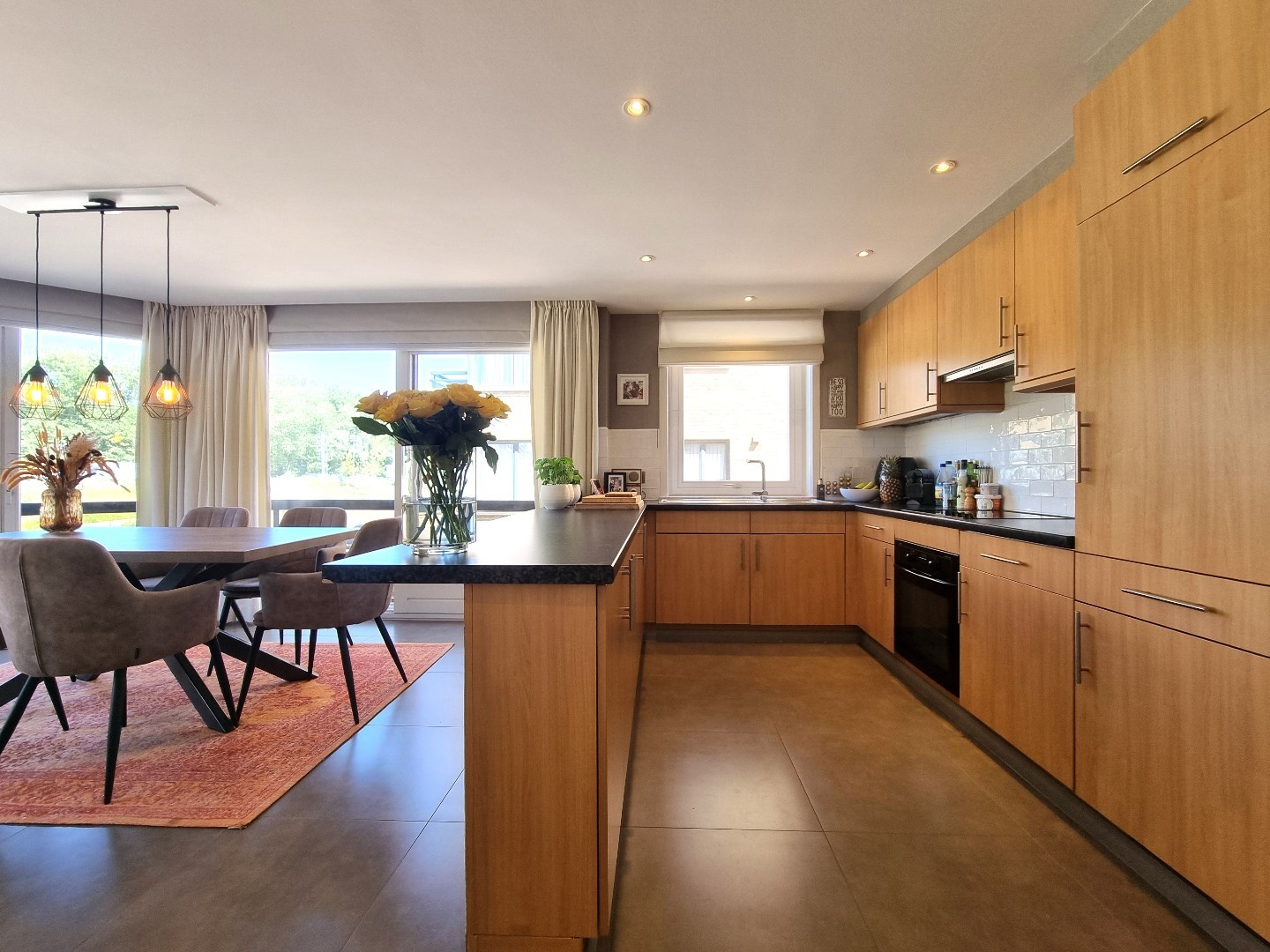 Aangenaam, zeer lichtrijk hoekappartement met open zichten - Heist - foto 4