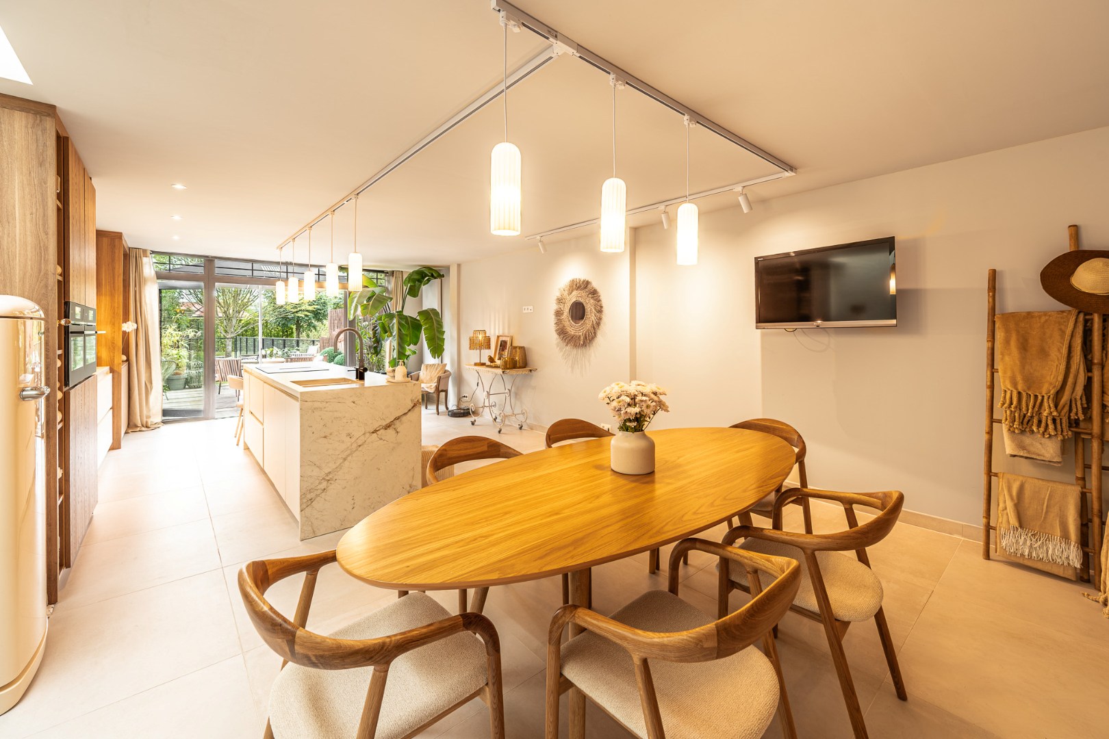 Instapklaar, energiezuinig pareltje met 4 slaapkamers en zuidgerichte tuin in Wevelgem - foto 2
