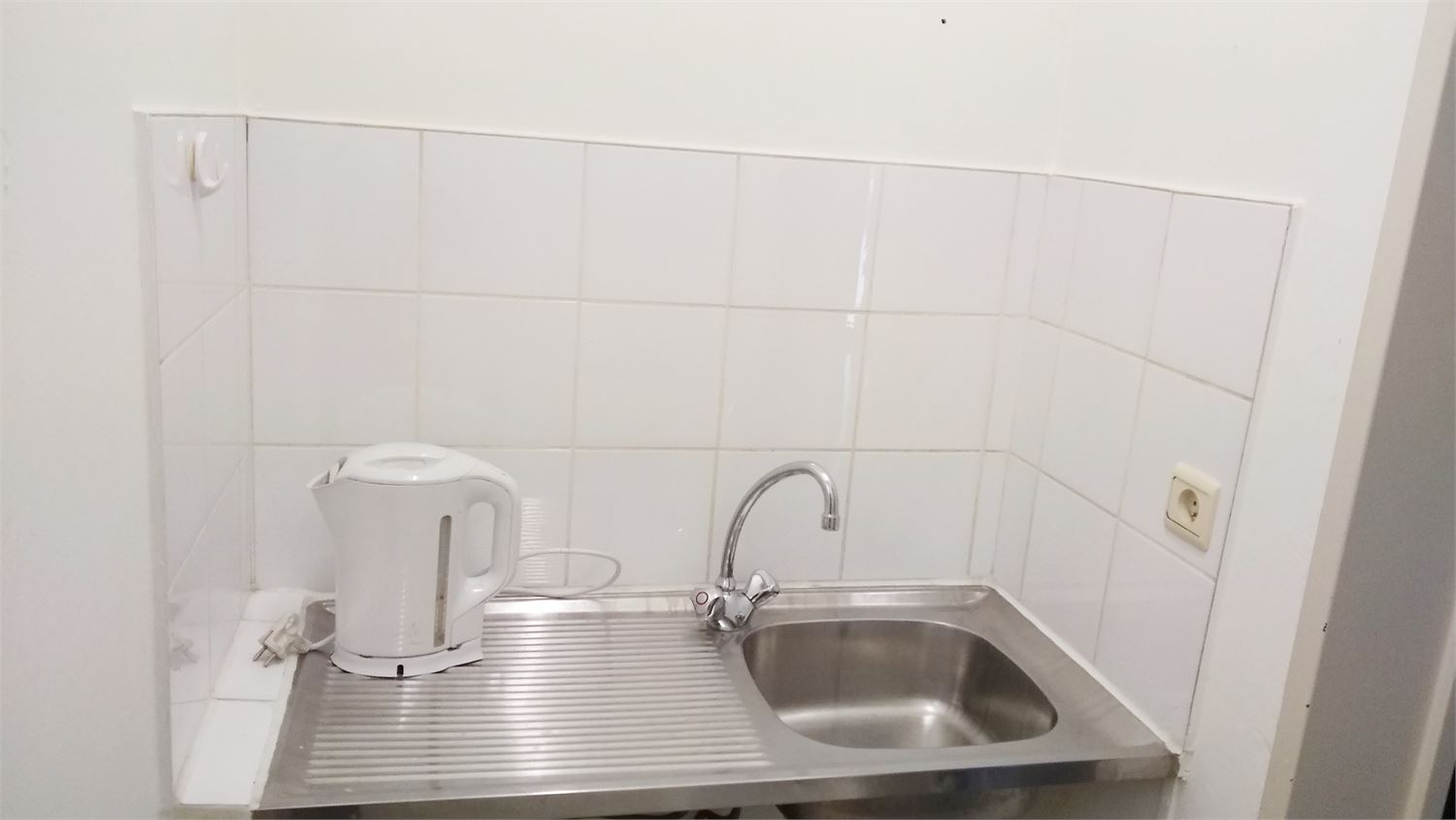 Commercial à louer à Asse - photo 4