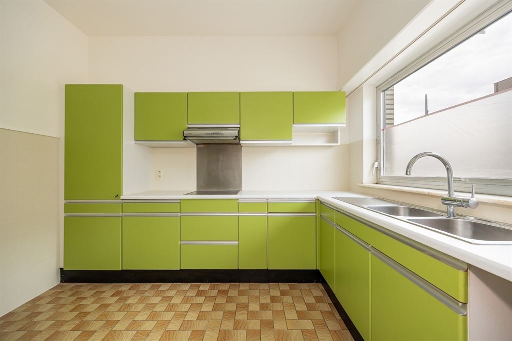 Instapklaar gelijkvloersappartement met stadskoer - foto 4