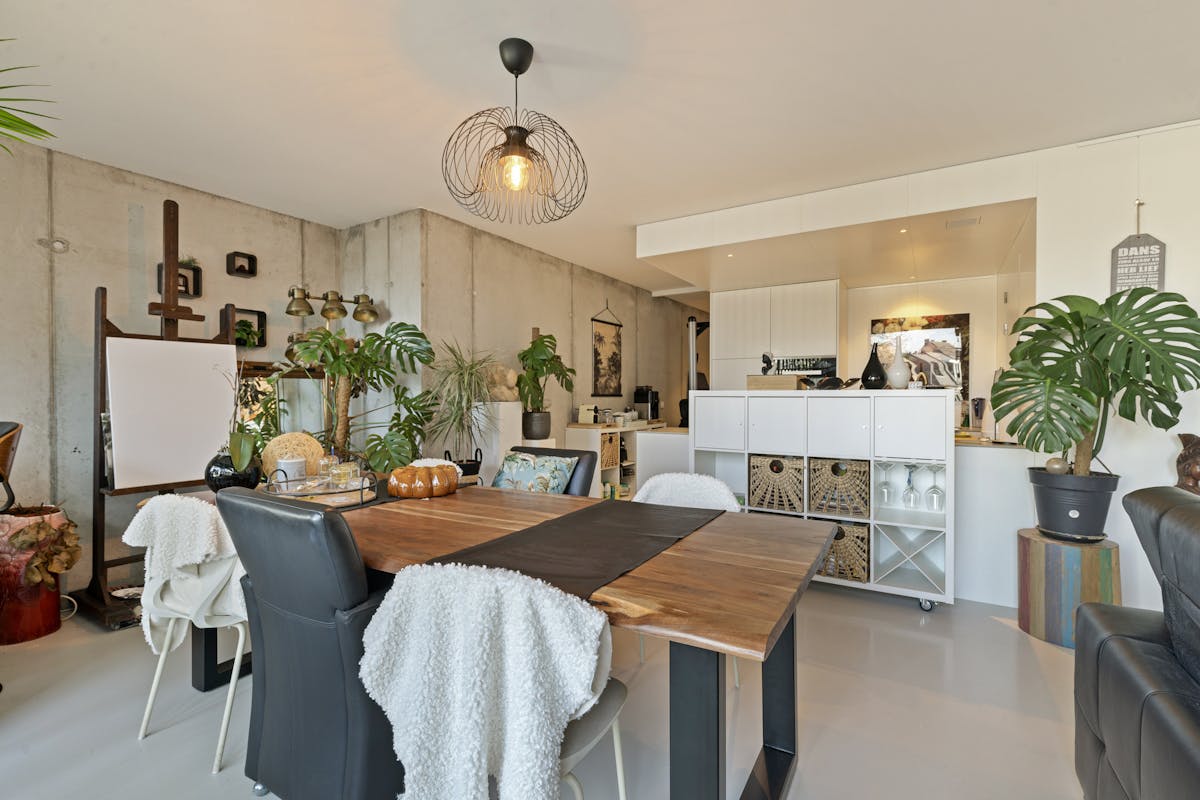 Lichtrijk appartement met 2 kamers te huur in Waregem - foto 3