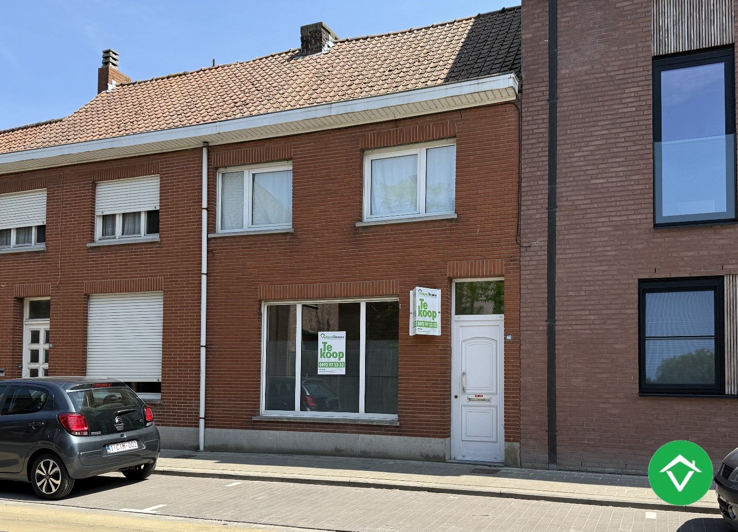 Op te frissen rijwoning met 3 slaapkamers en tuin in centrum Staden - foto 1