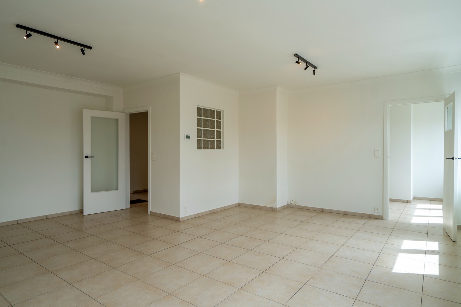 Apartment for sale in Kortrijk with 2 bedrooms - photo 3