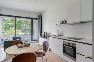 Gerenoveerde studio (43 m²) met terras (4 m²) in Antwerpen (2060). Op deze opkomende locatie op een boogscheut van Park Spoor Noord en de...