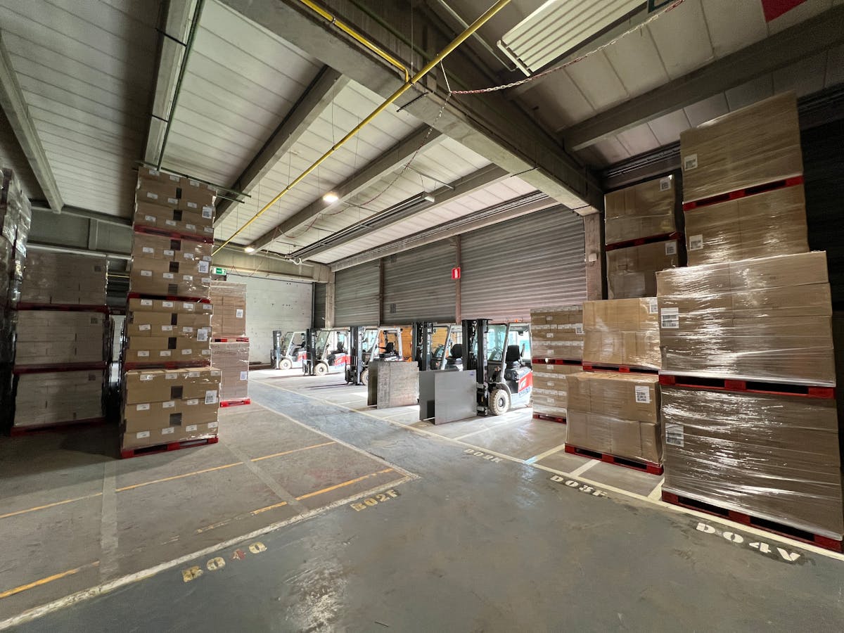 Magazijnen (6.270 m² - 15.370 m²) te huur in Dendermonde - foto 3
