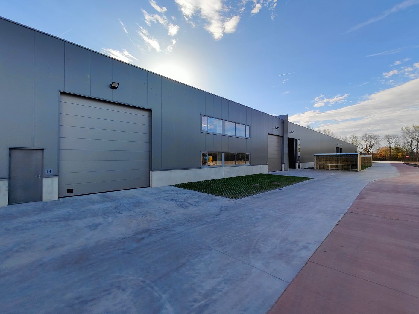 NIEUWBOUW KMO-UNIT van 360 m² BRUGGE - foto 1