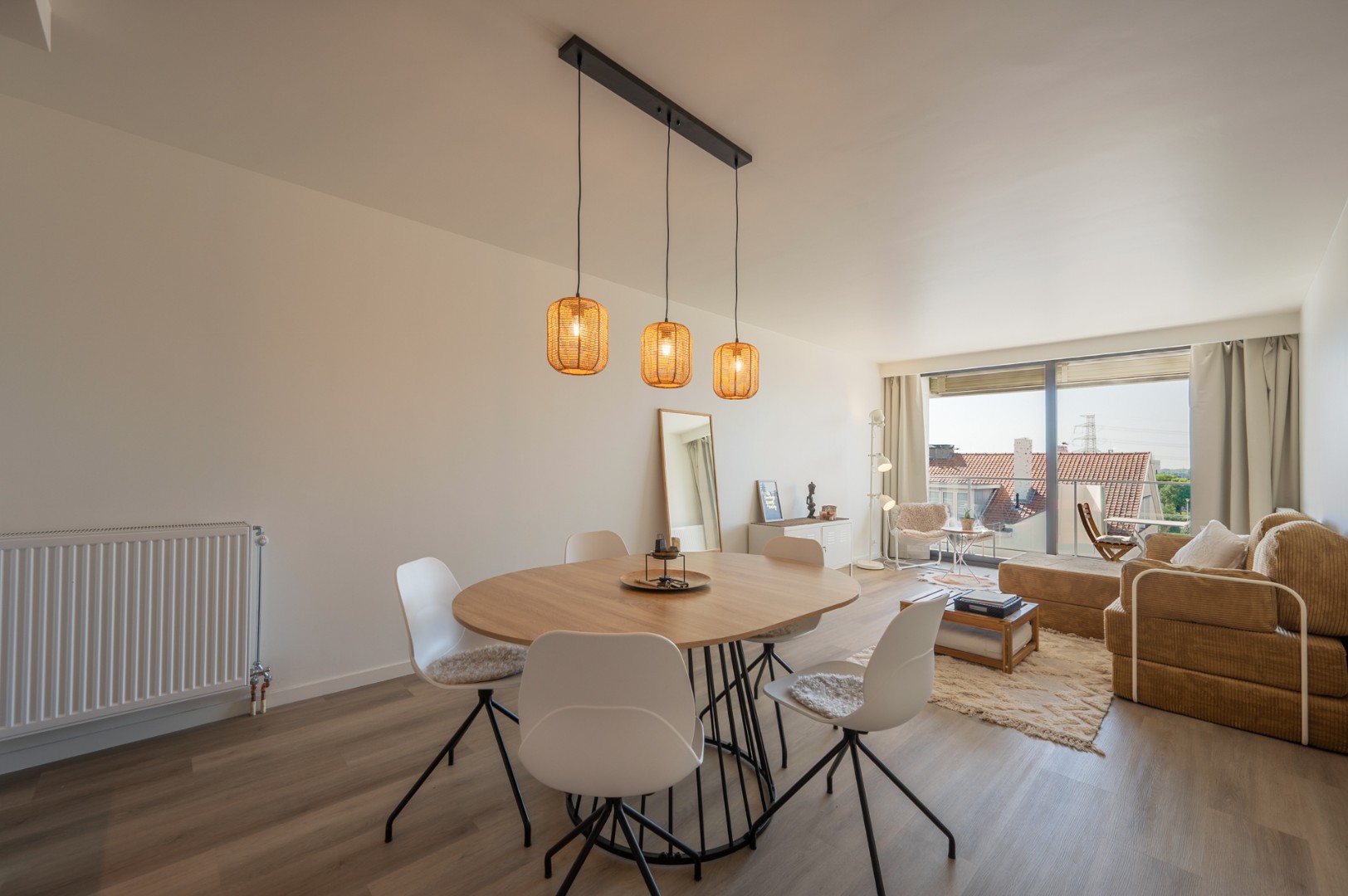 Zonnig, gerenoveerd appartement vlak bij zee met terras - foto 4