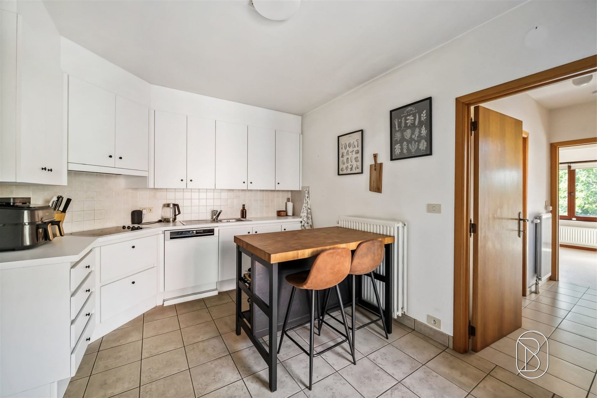 Instapklare woning met grote aangename tuin.  - foto 5