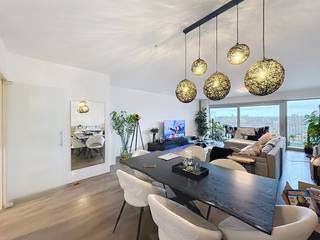 Ruim appartement te huur op een toplocatie nabij het station van Brugge. Dit appartement bevindt zich op de 7e verdieping van een residentie...