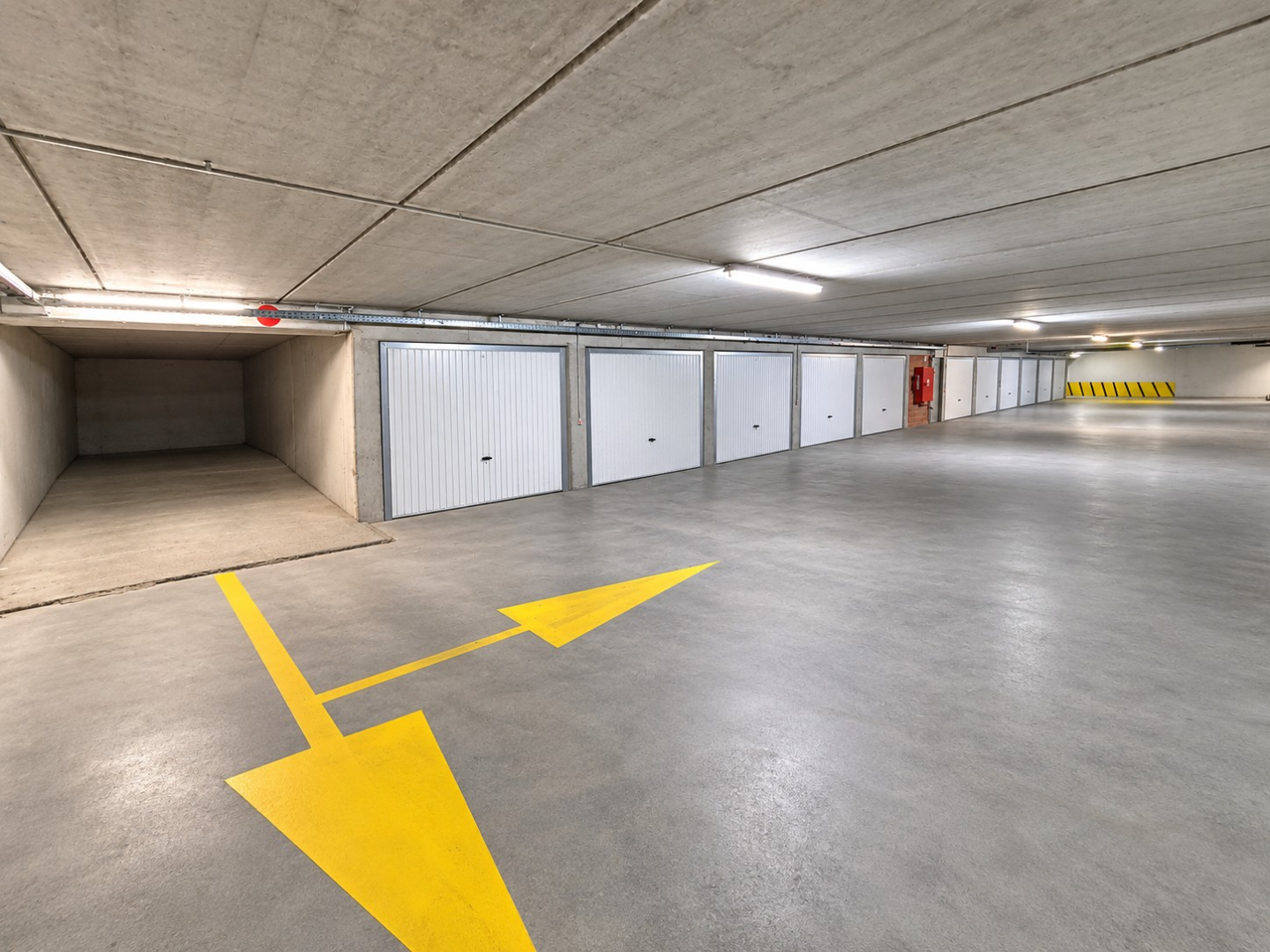 Ondergrondse autostaanplaats in Residentie Gauguin te Nieuwpoort-Bad. - foto 4