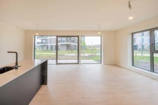 Ontdek dit nieuwbouwproject aan de Heizijde in Turnhout: rustig gelegen, omringd door groen en toch vlakbij alle voorzieningen.Dit moderne...