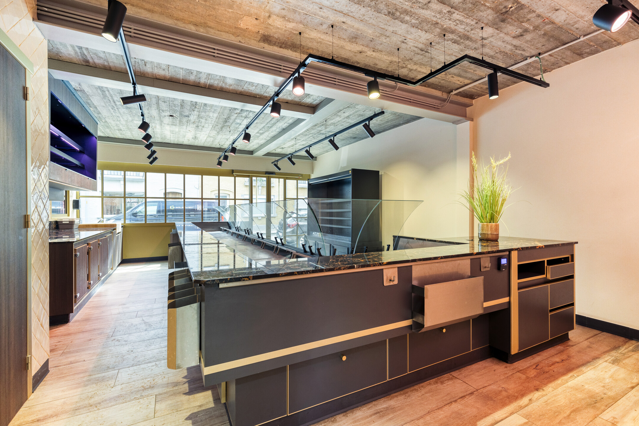 Commercial à vendre à Waregem avec 2 chambres - photo 1