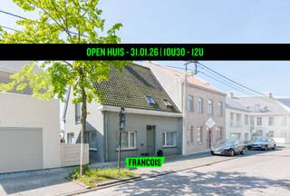 Op een centrale locatie in Leke bevindt zich deze verzorgde woning met drie slaapkamers. Dankzij de uitstekende ligging bevinden de...