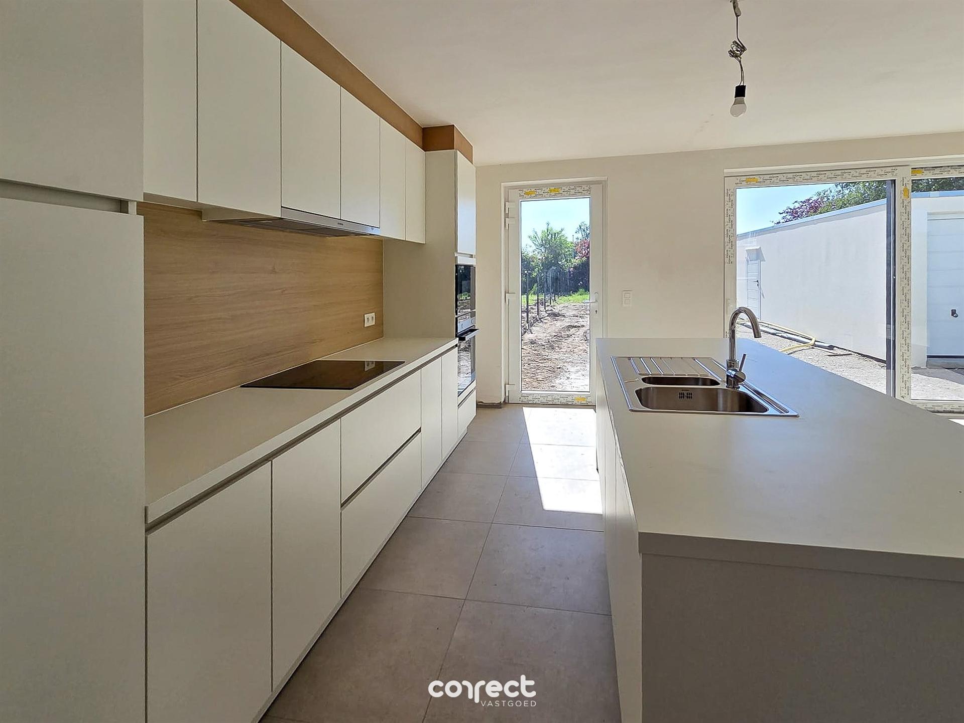 Moderne halfopen nieuwbouwwoning met een grote bew. opp. van 200 m². - foto 4