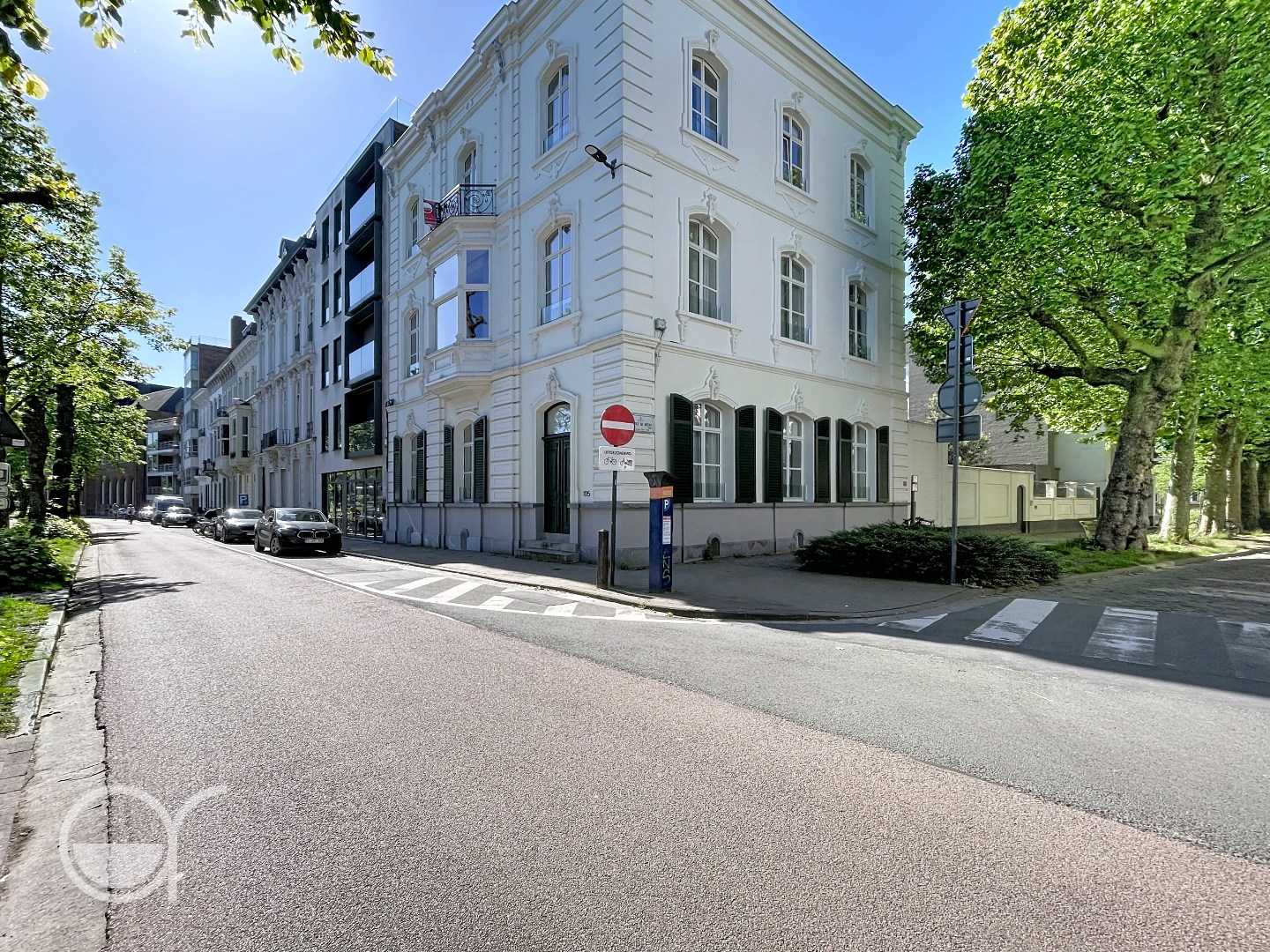 Hoogwaardig afgewerkt nieuwbouwappartement met balkon aan de Coupure - foto 1
