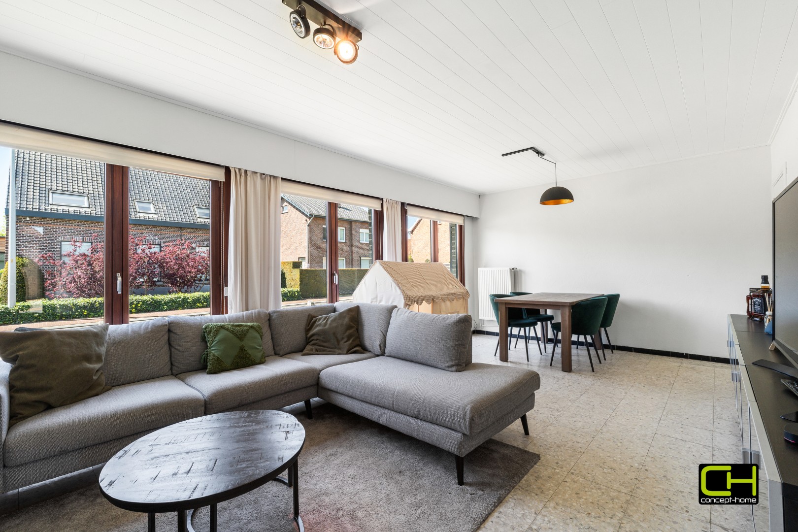 Vrijstaande bungalow met loods op een perceel van 865 m² te koop in Merendree - foto 3