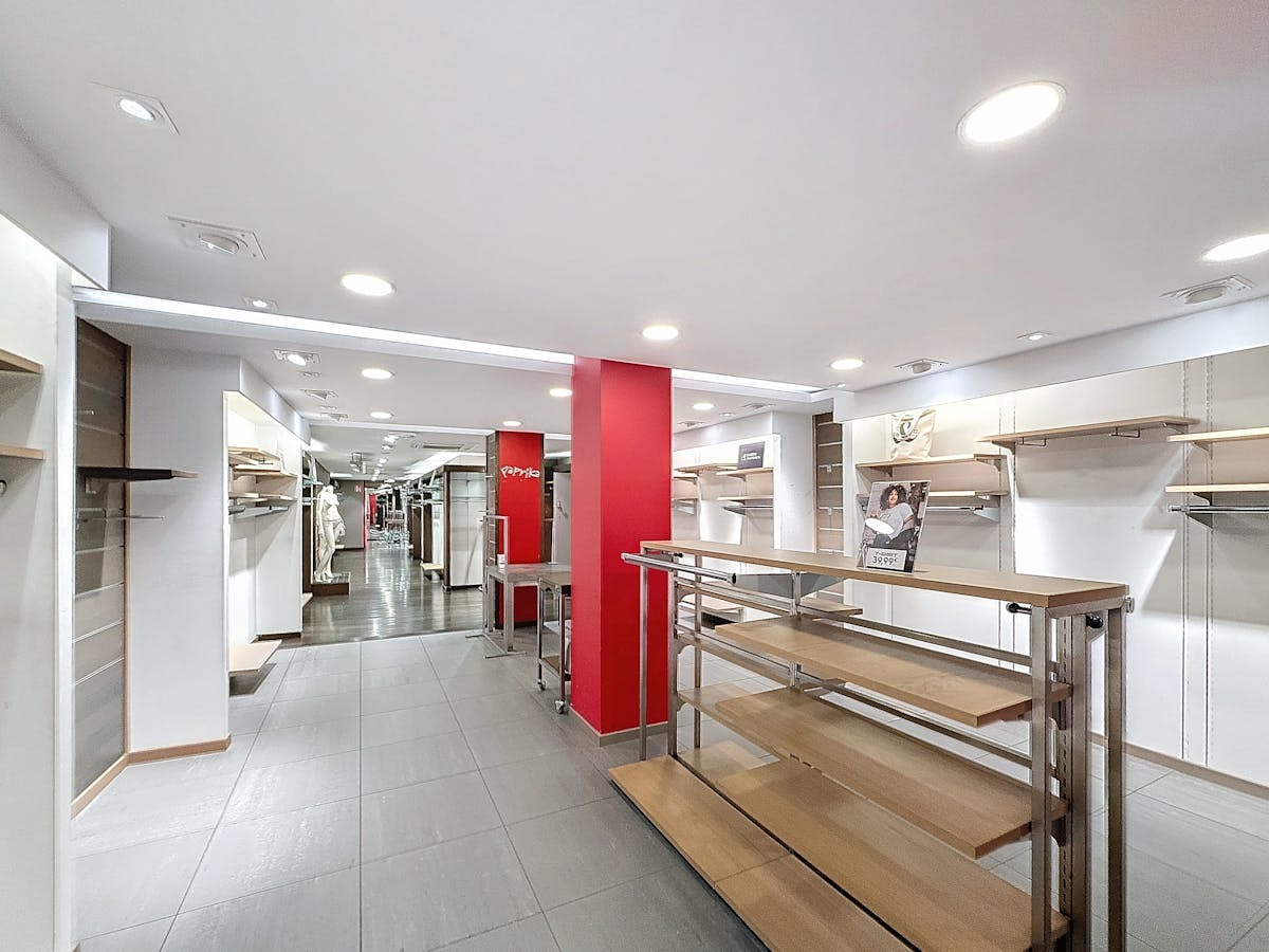 Commercial property for rent in Ypres - photo 4