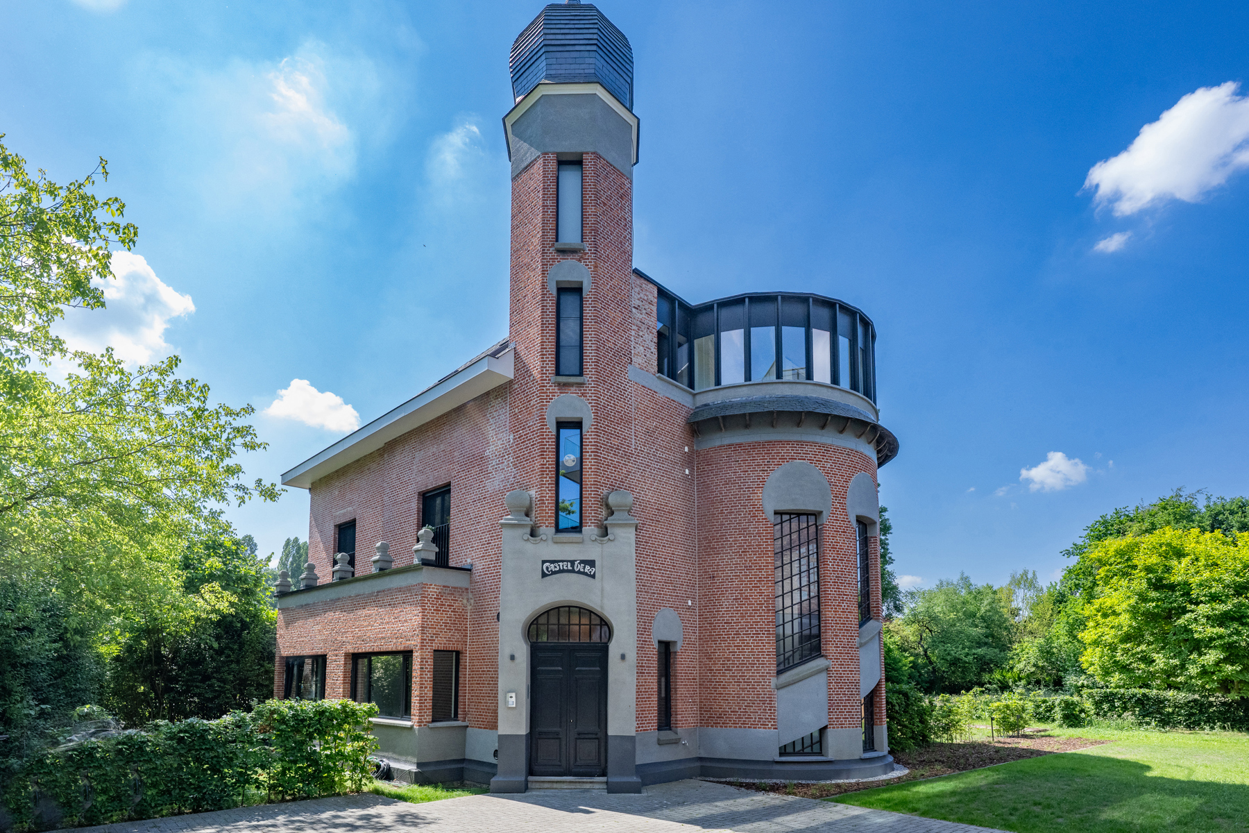 Uniek gelijkvloers appartement met tuin in " Castel Vera" - foto 3
