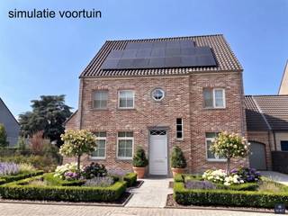 <p><span>Prachtige villa op een ruim perceel van 880 m²</span></p><p><span>Deze ruime en lichtrijke villa combineert comfort, kwaliteit en volop ruimte. </span></p><p><span>Gelegen op een mooi perceel van 880 m² biedt deze woning alles wat u zoekt voor comfortabel wonen én extra mogelijkheden naar de toekomst.</span></p><p><span>Op het gelijkvloers geniet u van een </span><span>zeer royale leefruimte met open keuken</span><span>, badend in natuurlijk licht. <br />Daarnaast is er een extra kamer/bureel en een ruime garage, aangevuld met een grote berging/wasplaats met douche.</span></p><p><span>De 1ste verdieping omvat </span><span>3 ruime kamers, een dressing en een stijlvolle badkamer</span><span>. <br />Op de 2de verdieping is er bovendien nog volop potentieel om </span><span>minstens 2 extra kamers</span><span> te creëren.</span></p><p><span>Ook technisch is deze woning uitstekend uitgerust met onder andere </span><span>zonnepanelen, airconditioning en elektrisch bediende rolluiken</span><span>. <br />De elektriciteit is conform en dankzij het </span><span>EPC-label B</span><span> is de woning bovendien energiezuinig.</span></p><p><span>Buiten geniet u van een </span><span>mooie, ruime tuin met twee terrassen</span><span>, waarvan één aansluit op het ruime tuinhuis.</span></p><p><span>Een zeer mooi en compleet aanbod voor wie op zoek is naar ruimte, comfort en toekomstmogelijkheden!</span></p><p><span> </span></p><p><span>Interesse ?   Gelieve ons dan te contacteren op het nummer 03 775 41 88 of mail naar <span>kurt@vastgoed-smet.be</span></span><span> </span></p><p><span><span>www.vastgoed-smet.be</span></span></p><p><span> </span></p><p><span>“De verstrekte gegevens/informatie (zowel online als gedrukt) worden vrijblijvend verstrekt, enkel ter inlichting, zonder contractuele verbintenis of garantie van onzentwege en kunnen op ieder ogenblik gewijzigd worden”</span></p><p><span> </span></p><p><span> </span></p>