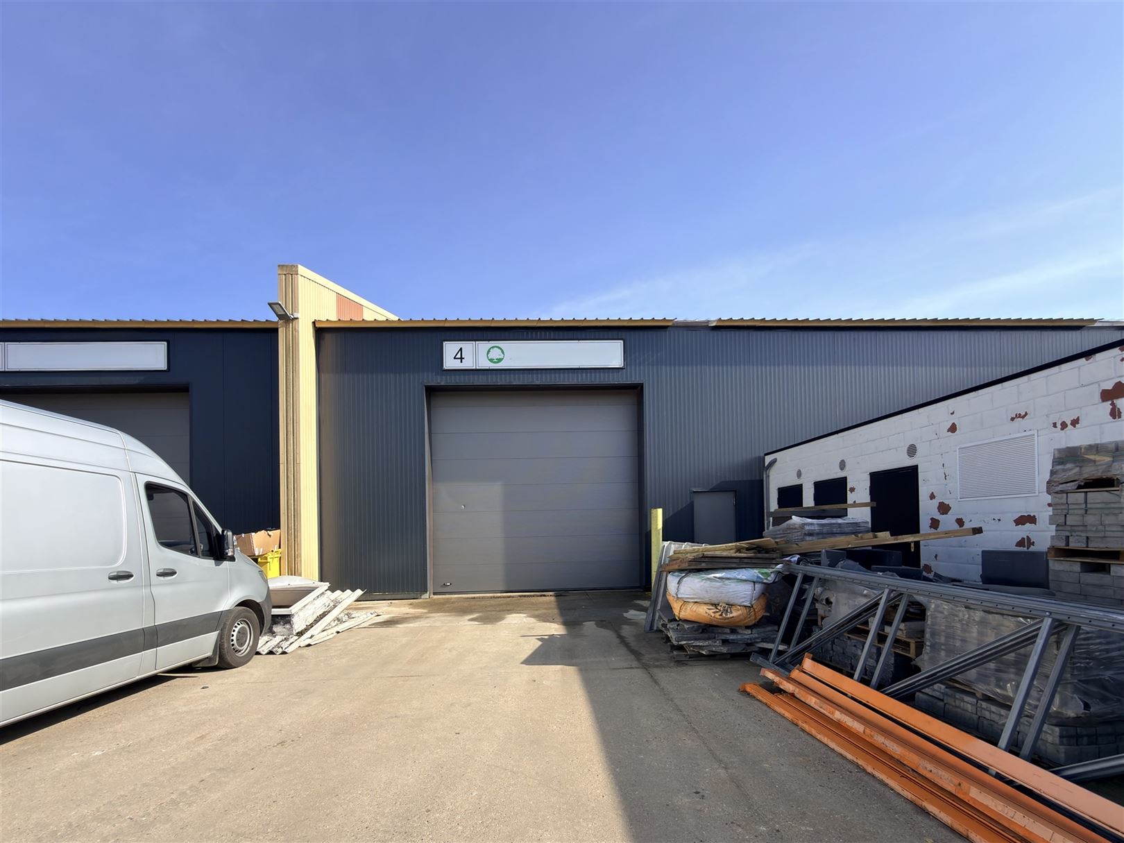 Enorm ruim magazijn met natuurlijke lichtinval! - foto 2