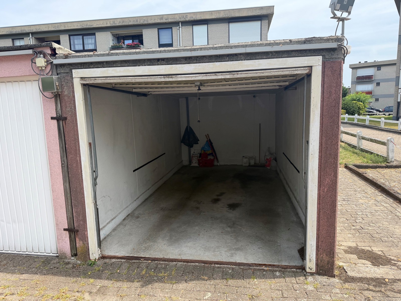 Garage for sale in Aartselaar