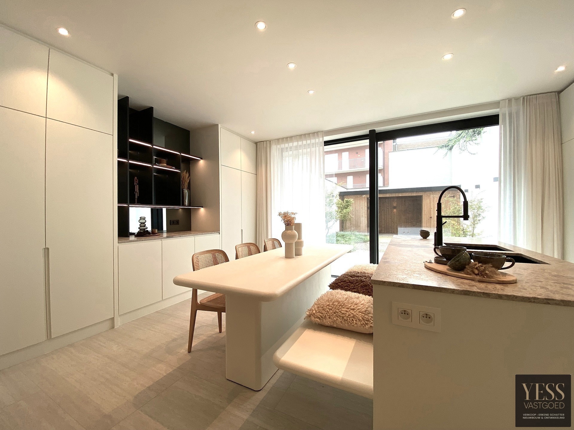 Exclusief gerenoveerd gelijkvloers appartement in Knokke! - foto 5