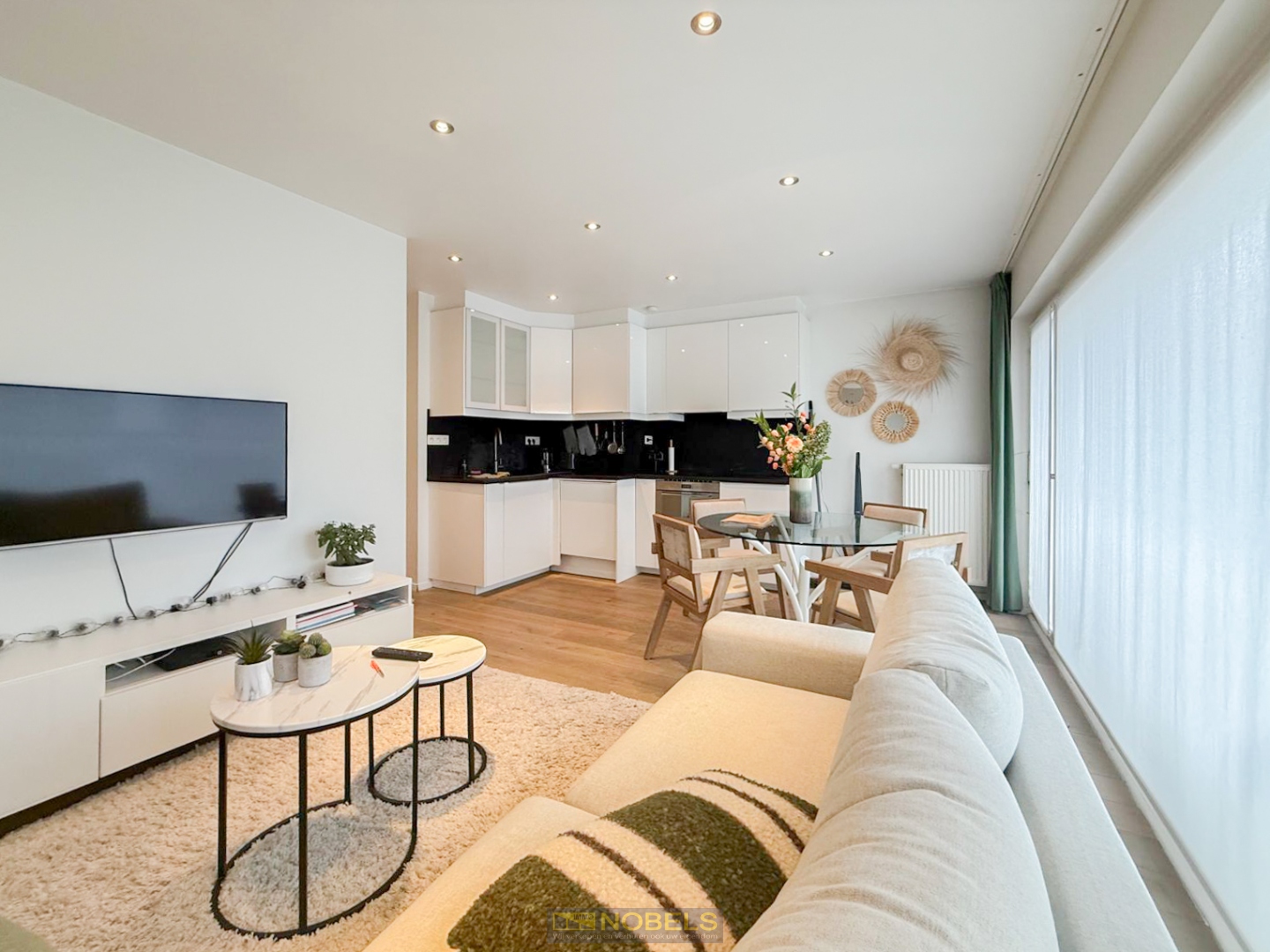 Te koop, energiezuinig 1-slaapkamerappartement met zonnig terras nabij het strand te Knokke! - photo 5