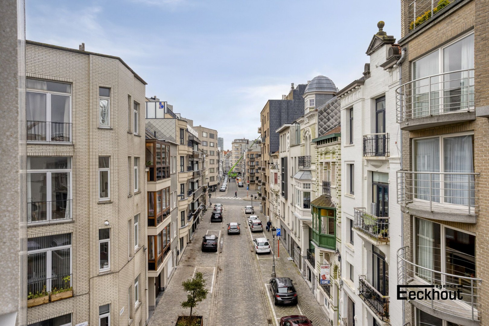 Ruim 2 slaapkamer appartement in het centrum van Oostende. - foto 3