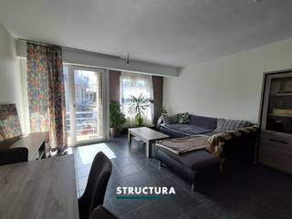 Appartement 1 chambre à vendre, idéalement situé au cœur de Merchtem, à distance de marche des commerces, des transports en commun et de...