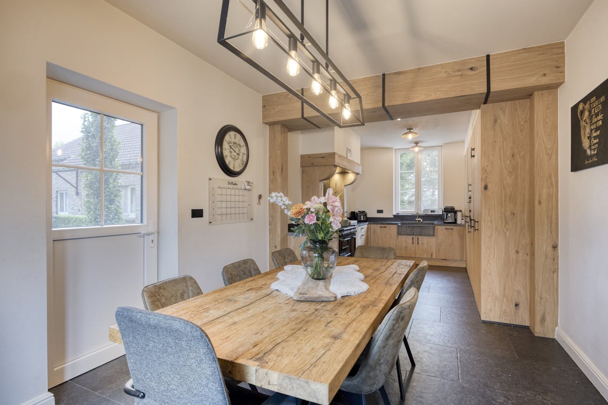 Ruime, charmante woning met loft te koop in Maaseik - foto 4