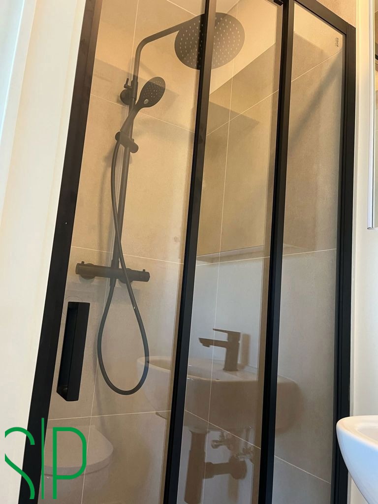 Bemeubelde studentenkamer in centrum Geel. - foto 5