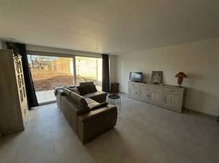 Vous souhaitez nous rendre visite ? Cela est possible UNIQUEMENT sur rendez-vous via notre site web personnel.Appartement avec terrasse et...