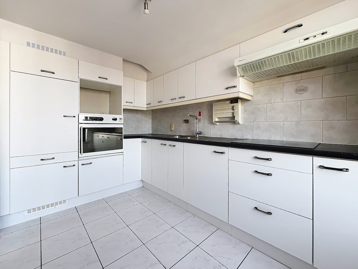 Two bedroom apartment for rent in the center of Eeklo - photo 4