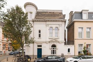 Alle relevante info — videotour, grondplannen, EPC, asbestattest en elektrische keuring — vind je terug op de Wellimmo-site (Documenten) - voor...