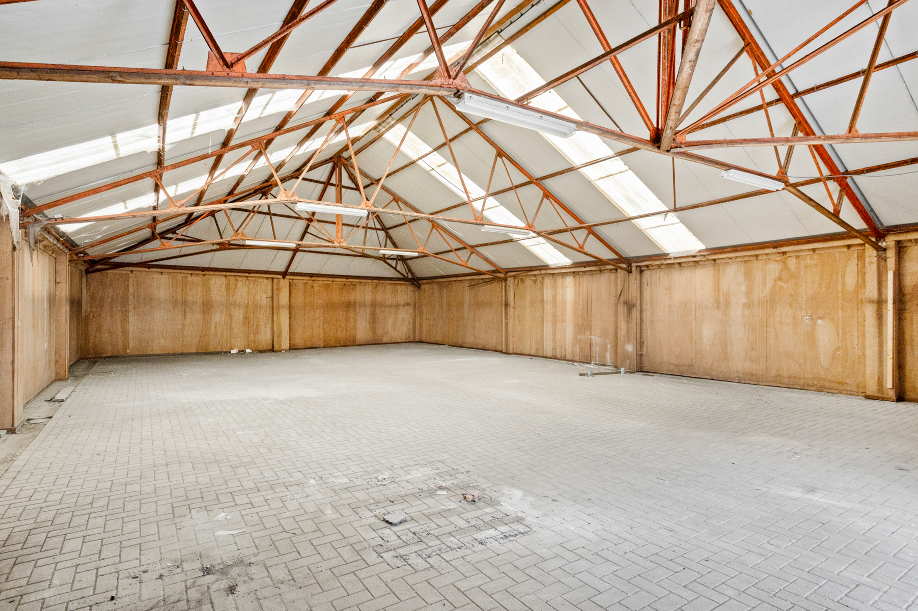 Commercial for sale in Antwerp - photo 1