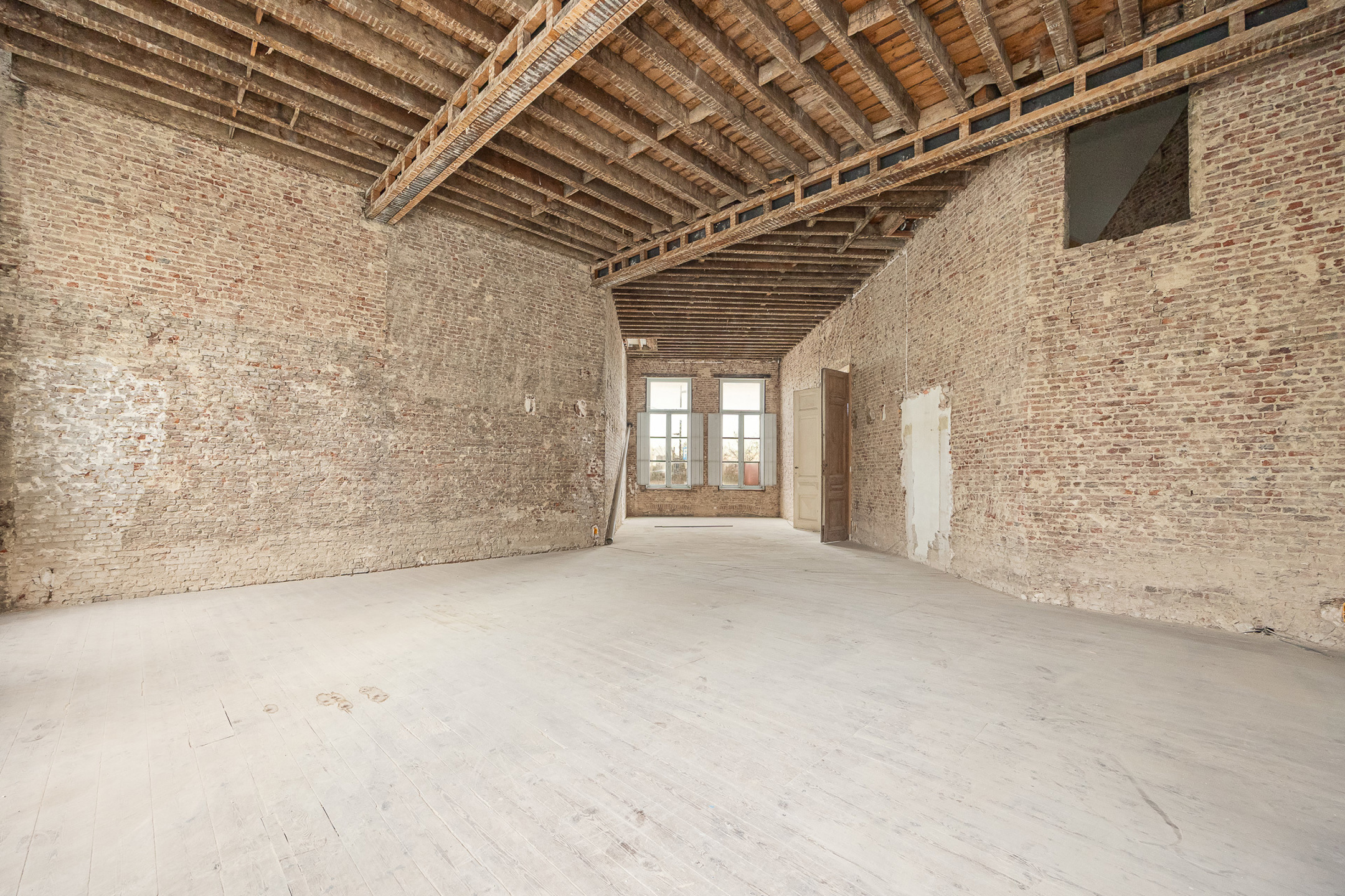 ANTWERPEN KAAIEN - Uniek herenhuis aan de Scheldekaaien - foto 4