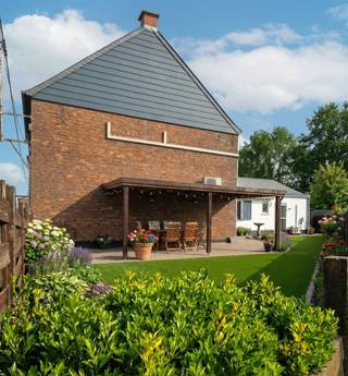 immo Talenco verkoopt te Sint-Huybrechtstraat 41 – 1785 Merchtem (Peizegem) deze goed onderhouden, praktisch ingedeelde halfopen bebouwing gelegen...