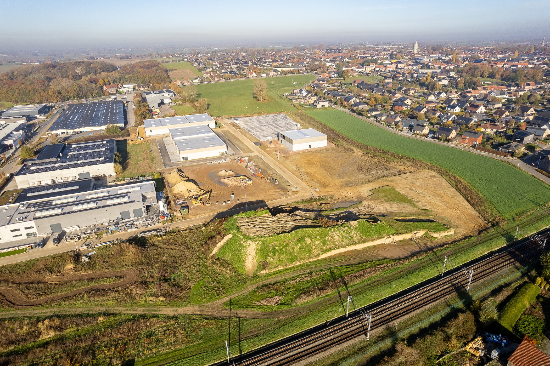 INDUSTRIEGROND VAN 2.194 m² TE KOOP - photo 2