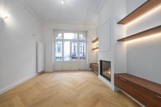  * Villa Pauline is een riante herenwoning (303 m2) en een beschermd monument gelegen in de Muscarstraat 38 te Oostende. * De woning werd volledig...