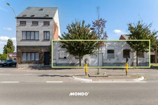 Karaktervolle ontwikkelingskans aan de rand van Mechelen – met opsplitsingsmogelijkheid!Aan de rand van Mechelen, op de Koning Albertstraat 30-32,...