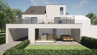 PLUSPUNTEN: <br />+ perceeloppervlakte: 500 m²<br />+ bouwvergunning afgeleverd<br />+ mogelijkheid tot 3 appartementen<br />+ rustige locatie<br />+ Bocholt centrum<br />+ verkavelingsvergunning in orde<br />+ kosten nutsvoorzieningen reeds betaald (fluvius)<br />+ bouwrijpe grond, na aankoop direct mogelijk te bouwen<br /><br />ALGEMEEN:<br />Midden in het centrum van Bocholt is deze bouwplaats gelegen welke beschikt over de mogelijkheid tot het bouwen van drie appartementen. Hiervoor werd reeds een vergunning aangevraagd en afgeleverd. De bouwplaats bevindt zich op toplocatie met winkels, horeca, scholen... op wandelafstand.<br /><br />De vergunning werd afgeleverd voor het bouwen van drie appartementen en een kelder. Hierbij de oppervlaktes van: één gelijkvloers appartement van 124 m² en twee duplex appartementen van 145 m² en 126 m².<br /><br />Plannen en vergunningen zijn terug te vinden onder het tabblad 'downloads'. Overige informatie: op aanvraag.<br /><br />FINANCIERING:<br />Een succesvolle vastgoedtransactie begint met een goede voorbereiding. Wij adviseren kandidaat-kopers om hun financiële mogelijkheden tijdig in kaart te brengen, zodat zij met de nodige zekerheid en vertrouwen kunnen handelen wanneer de juiste opportuniteit zich aandient.<br /><br />VERKOPEN OF VERHUREN MET EEN STRATEGISCHE AANPAK?<br />Dankzij het vertrouwen van onze klanten en onze sterke marktpositie zijn wij voortdurend op zoek naar kwalitatieve eigendommen. Overweegt u te verkopen of te verhuren? Ontdek vrijblijvend onze persoonlijke aanpak en hoe wij uw eigendom optimaal positioneren om de juiste doelgroep te bereiken.<br /><br />ALS EERSTE OP DE HOOGTE VAN NIEUW AANBOD:<br />De beste eigendommen worden vaak gevonden vóór ze breed beschikbaar zijn. Schrijf u vrijblijvend in via onze website en ontvang nieuw aanbod dat aansluit bij uw wensen en zoekcriteria.<br /><br />UW VASTGOED, ONZE EXPERTISE:<br />Elke eigendom verdient een persoonlijke strategie. Met een combinatie van marktkennis, professionele presentatie, actieve klantenbenadering en een sterk netwerk begeleiden wij onze klanten naar een succesvol resultaat.<br /><br />PERSOONLIJKE SERVICE, PROFESSIONELE BEGELEIDING:<br />Een vastgoedbeslissing vraagt een doordachte aanpak. Ons ervaren team staat klaar om u persoonlijk te adviseren en te begeleiden bij elke stap. Contacteer ons via +32 89 87 03 67 of via info@immosign-plus.be.