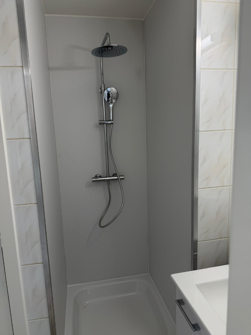 Zonnige dakstudio in een rustige wijk nabij de Nieuwpoortsesteenweg - foto 5