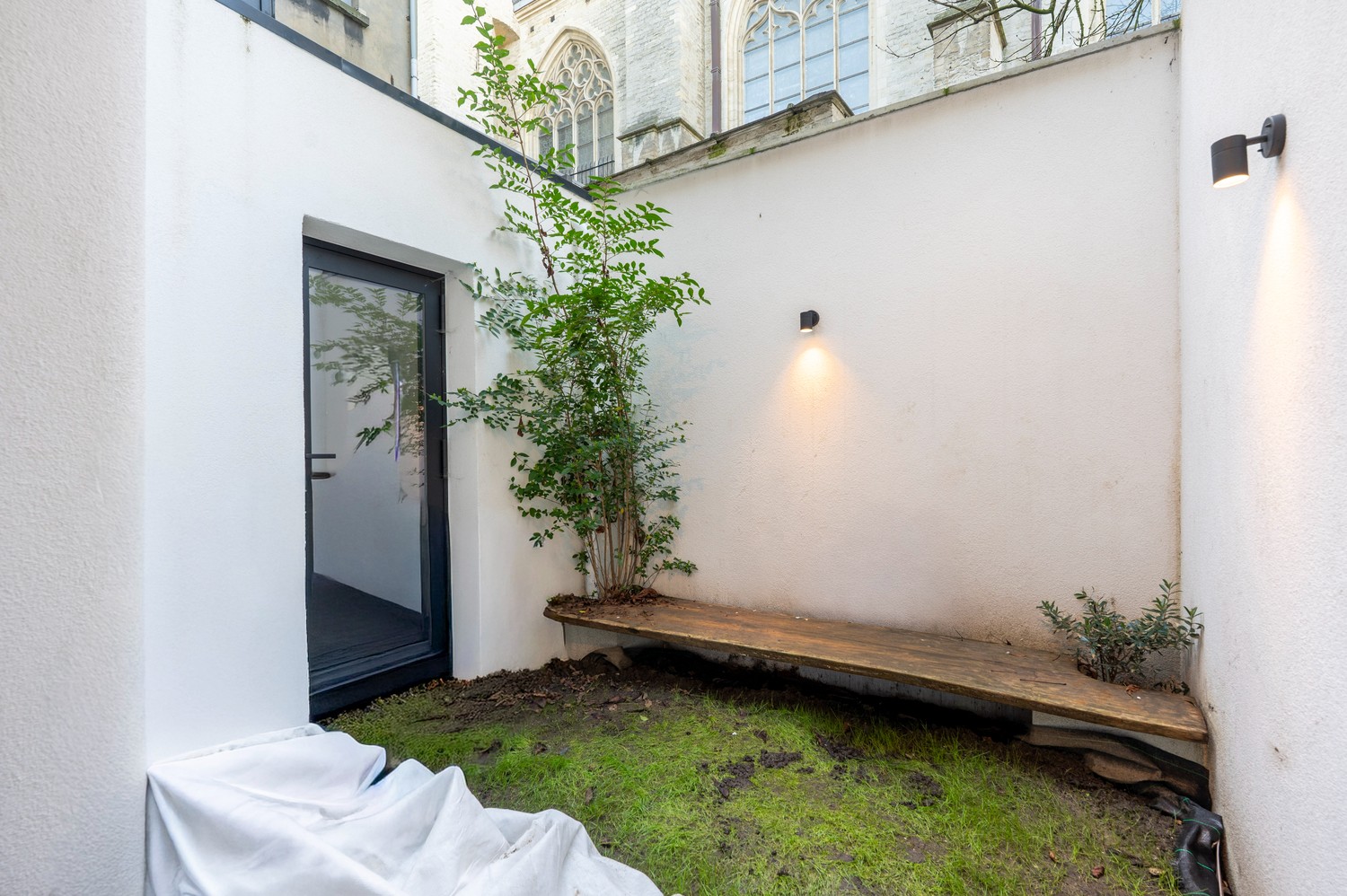 Karaktervolle woning met originele bar in hartje Antwerpen - foto 5