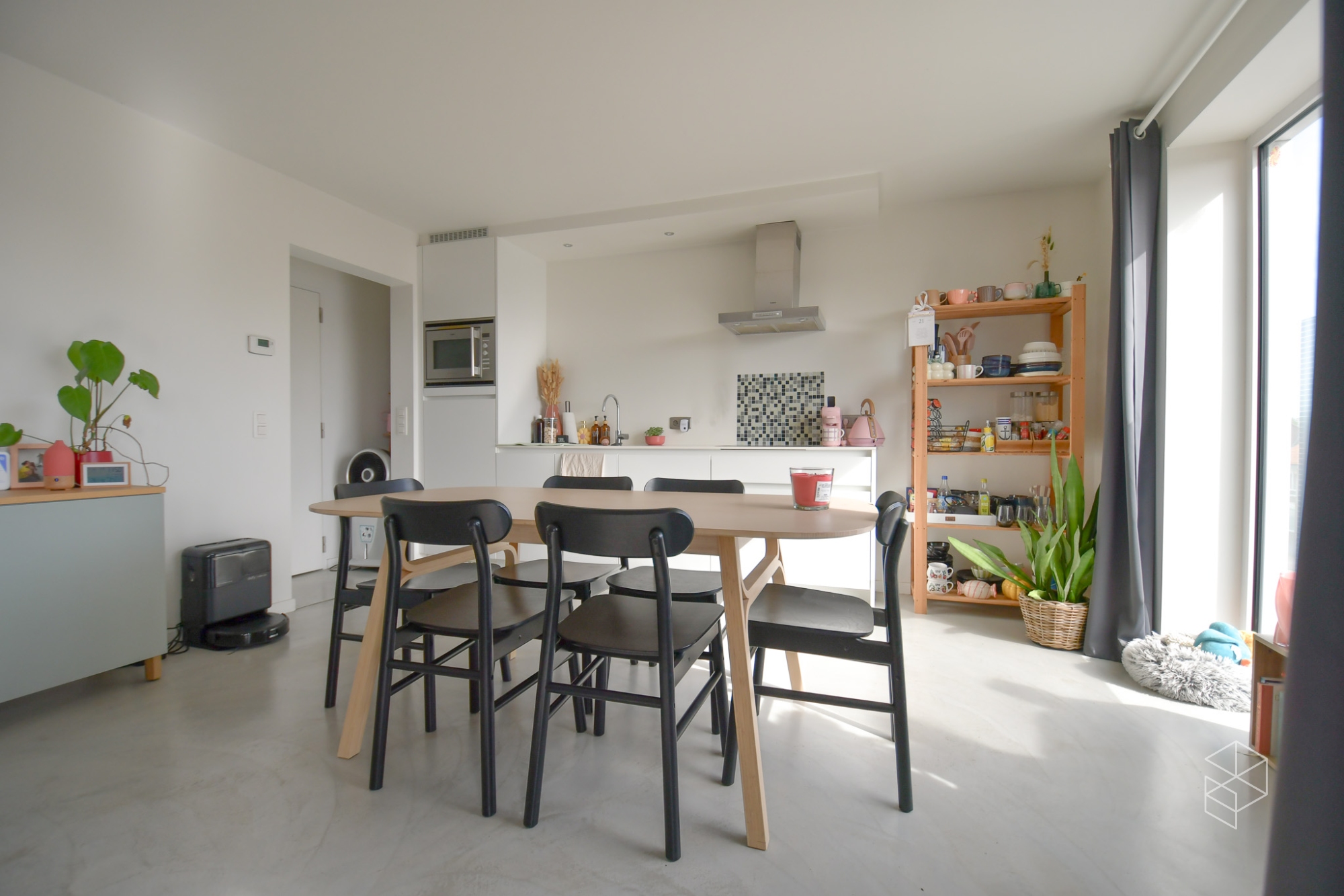 GOED GELEGEN INSTAPKLAAR LOFT-STIJL APPARTEMENT met TERRAS - foto 4