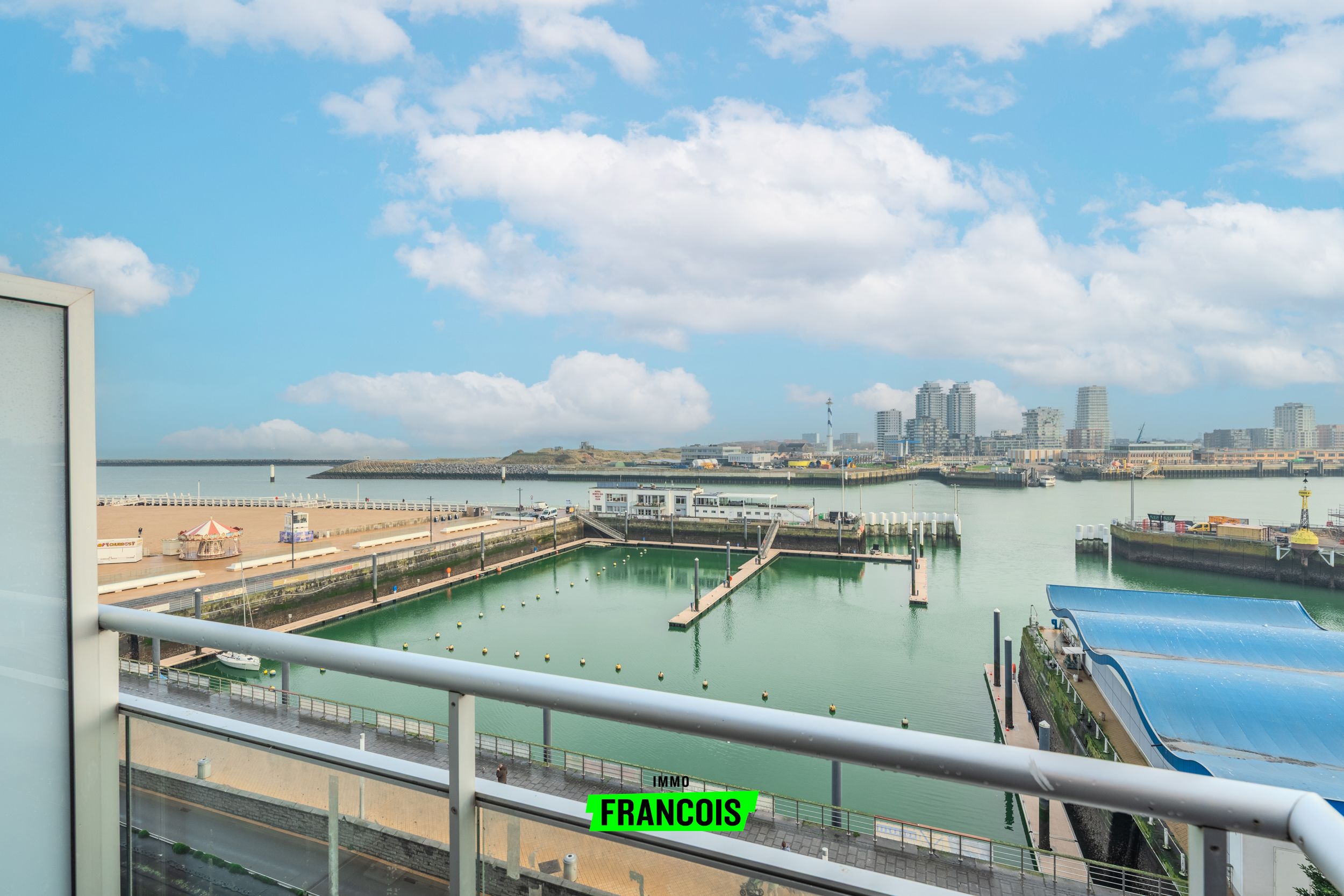 Volledig vernieuwd appartement (EPC B) met prachtig zicht op Visserskaai Oostende - foto 2