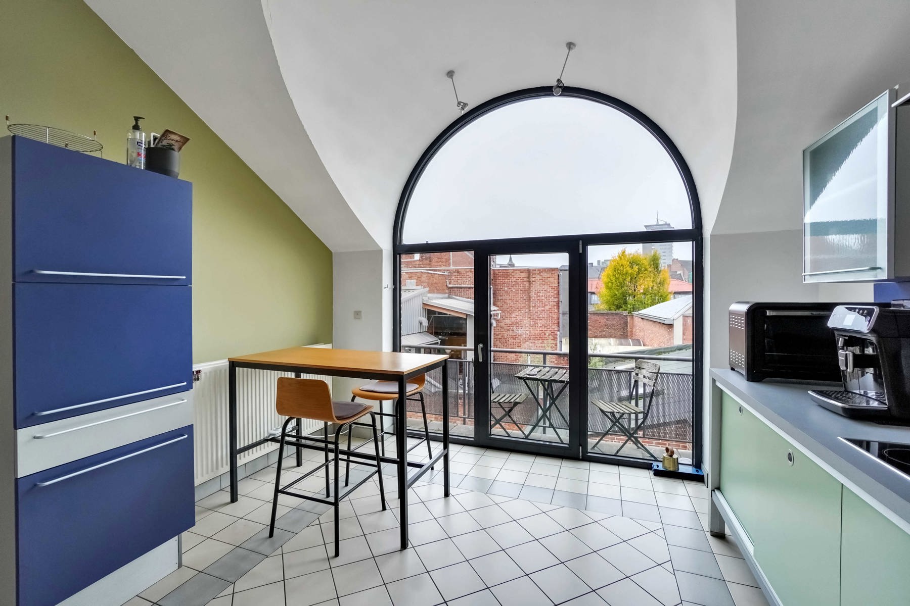 Lichtrijk duplex appartement in Hasselt - foto 4