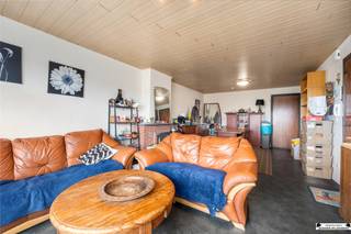 <p>Two bedroom apartment to refresh</p><p>On the second floor is this apartment with great potential, ideal for those who like to refresh and decorate a home to their own taste. Thanks to the practical layout and the presence of a garage box, this is an interesting opportunity for both own occupation and investment.<br />On entering the apartment you immediately enter the living room, which enjoys pleasant natural light. Following this are the two bedrooms, including a spacious master bedroom and a second, smaller bedroom that can perfectly serve as a children's, guest or office space.</p><p>The kitchen is equipped with the basic amenities and has plenty of storage cabinets. The bathroom has a shower, toilet and sink. In addition, the apartment has a small terrace where you can enjoy fresh outdoor air.</p><p>Details:<br />EPC Label: B with score 178 kWh/(m2year)<br />Conforming electricity inspection<br /> </p>