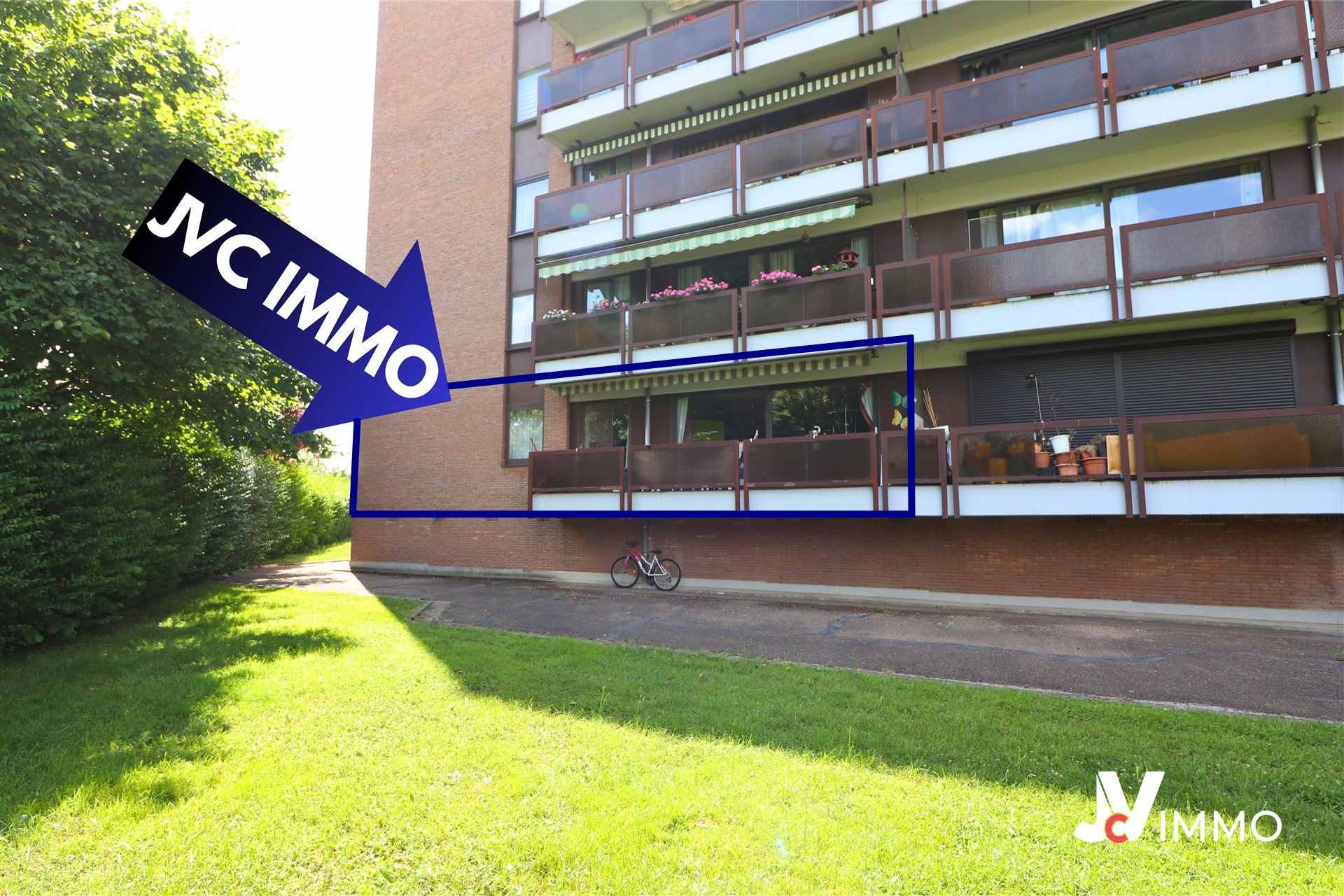 Apartment for rent in Waremme with 3 bedrooms - photo 1